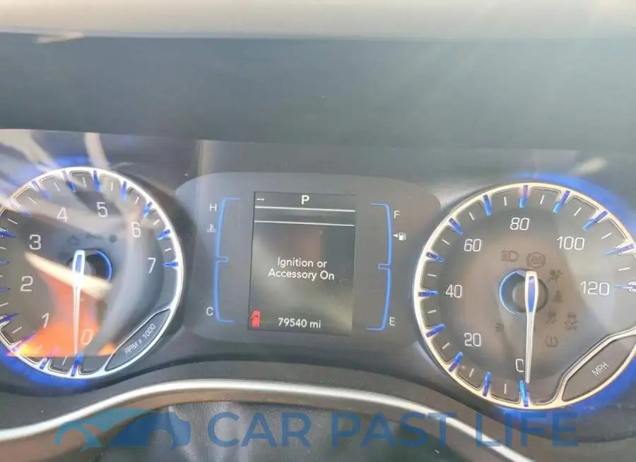 2C4RC1BGXJR116280# 9