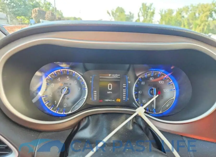 2C4RC1DG8MR539313# 9