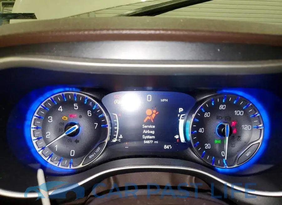 2C4RC1FG2MR560719# 9