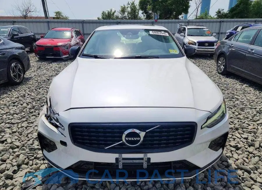 7JR102FZXMG112227# 5