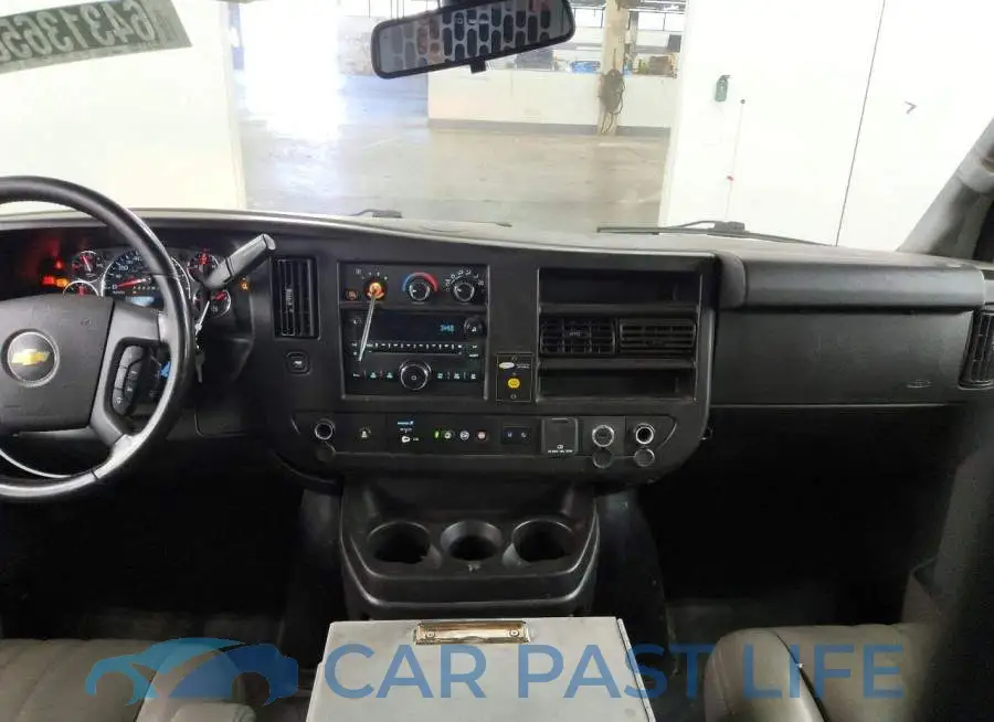 1GCWGAFP9M1302080# 8