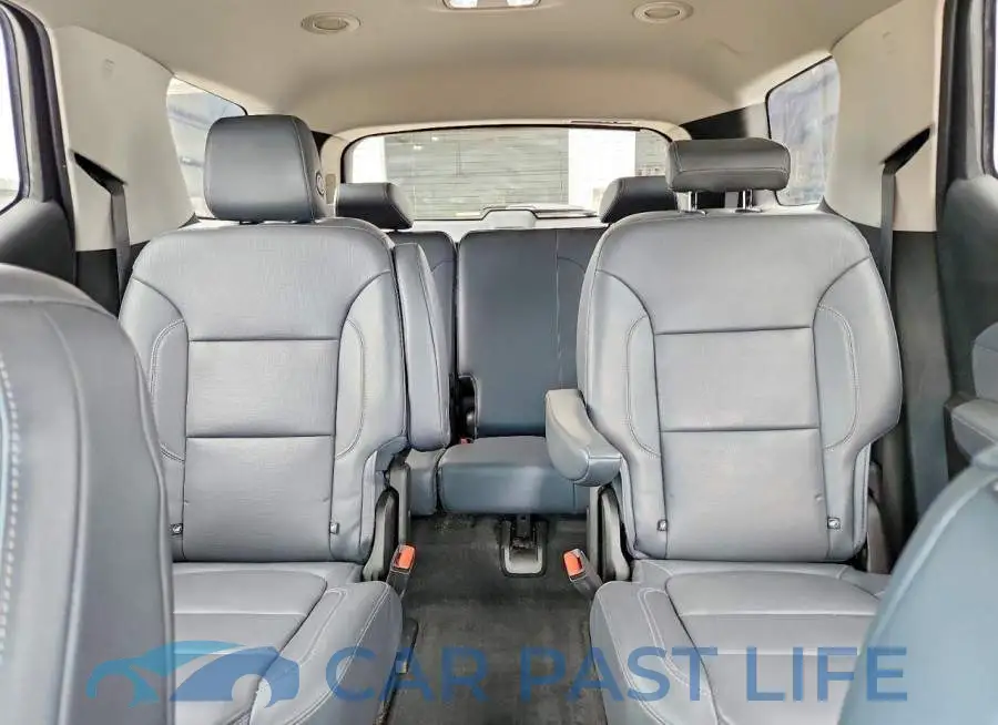 1GNEVJKW8JJ169247# 10