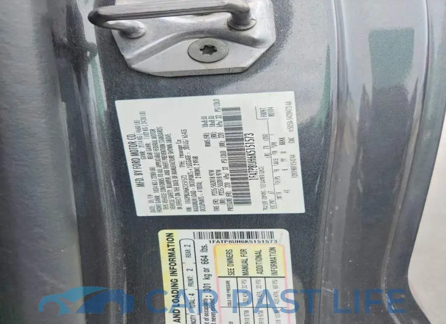 1FATP8UH6K5151573# 12