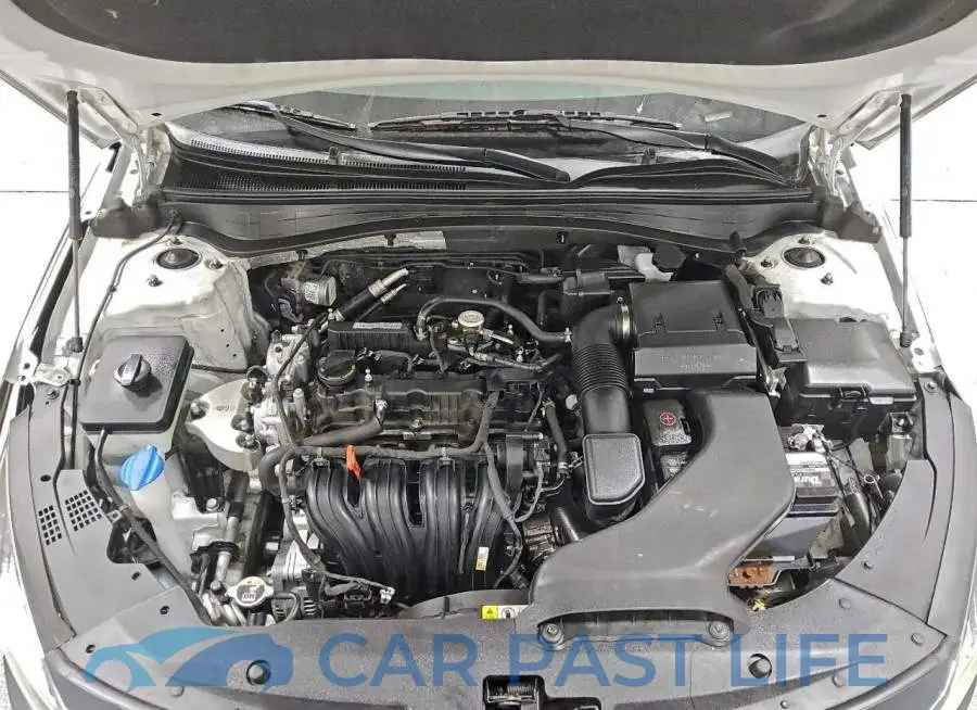 5XXGT4L32KG275213# 11