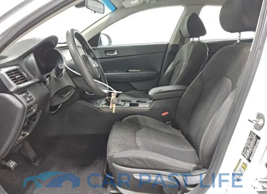 5XXGT4L32KG275213# 7