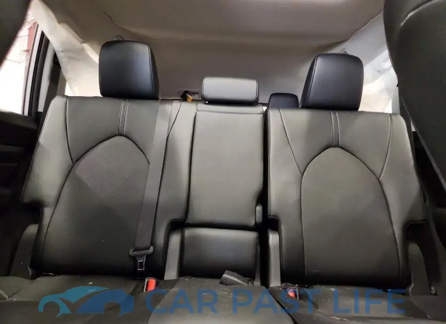 5TDAAAB57TS111095# 10