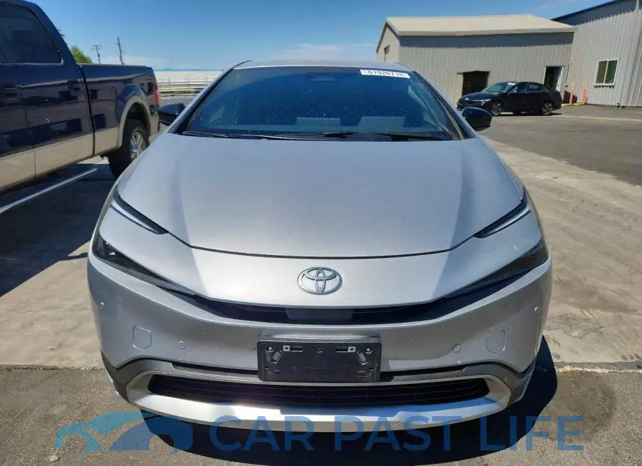 JTDACACU0T3062551# 5