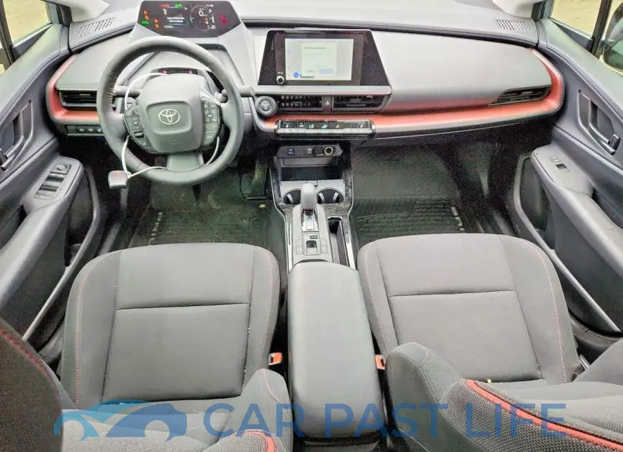 JTDACACU8T3058800# 8
