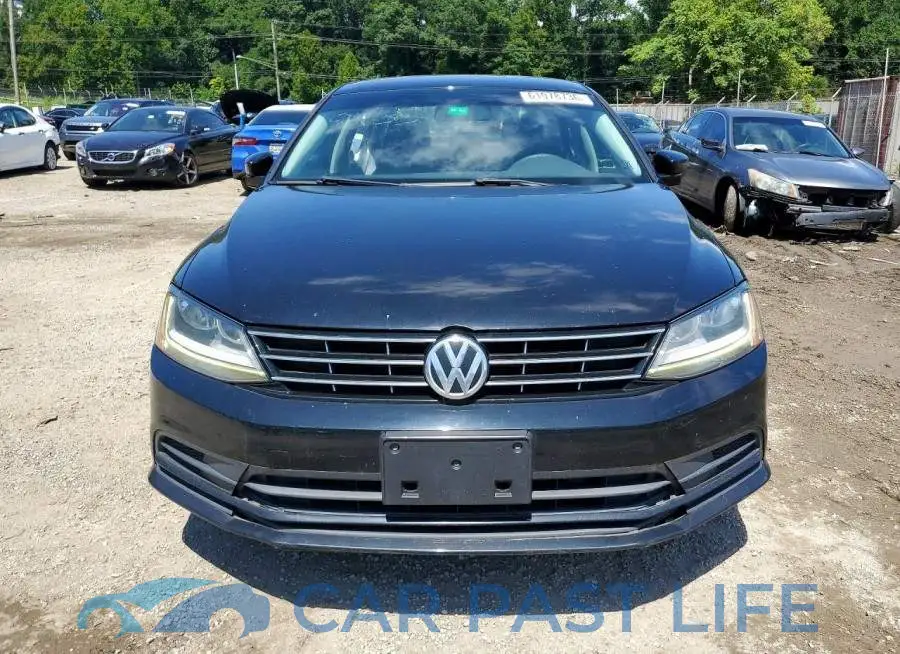 3VW2B7AJ2JM247891# 5