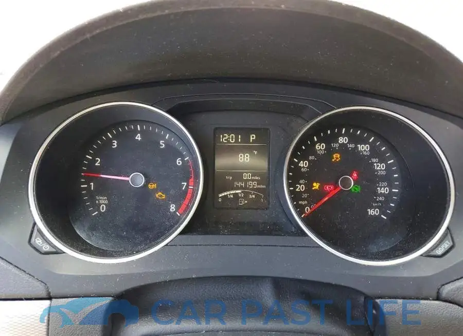 3VW2B7AJ2JM247891# 9