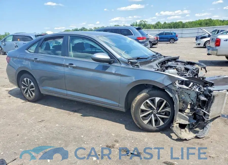 3VW5M7BU0RM064243# 4