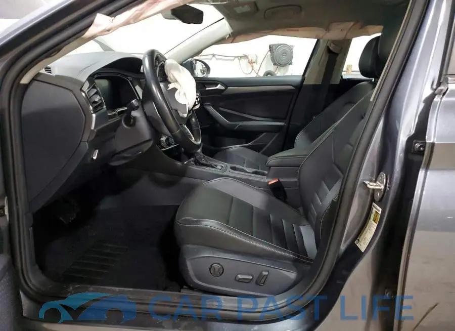 3VW7M7BU0NM030645# 7