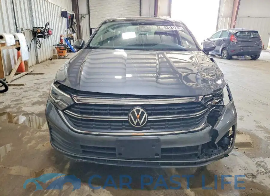 3VW7M7BU0NM030645# 5
