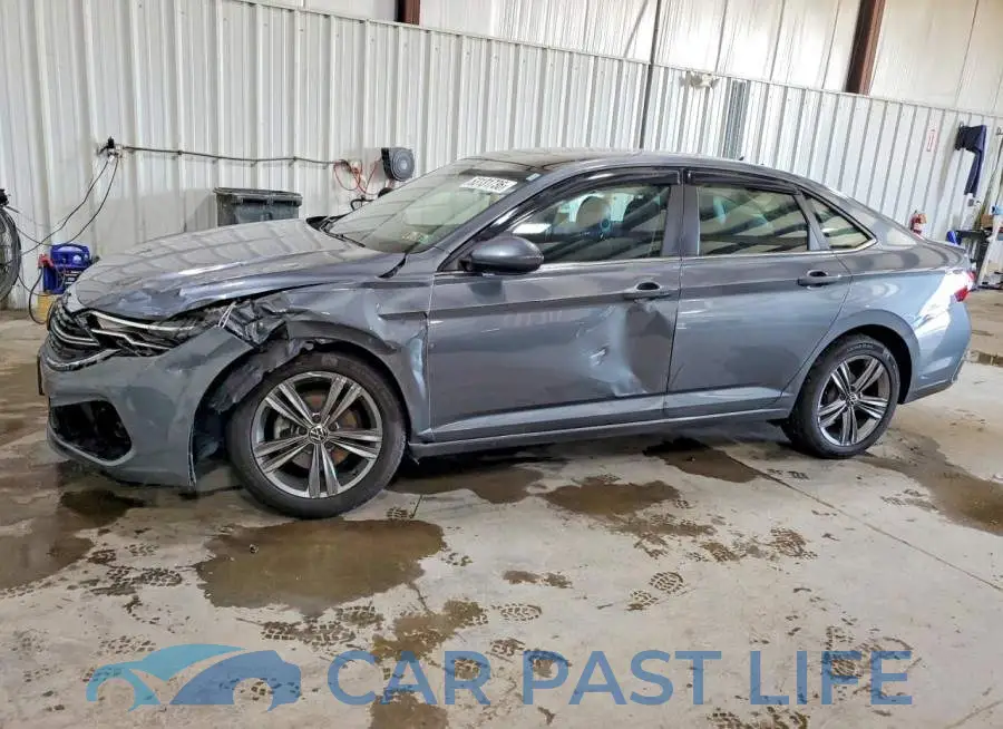 3VW7M7BU0NM030645# 1