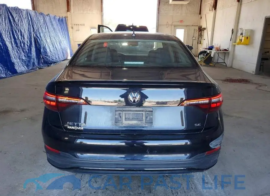 3VW7M7BU6RM095876# 6