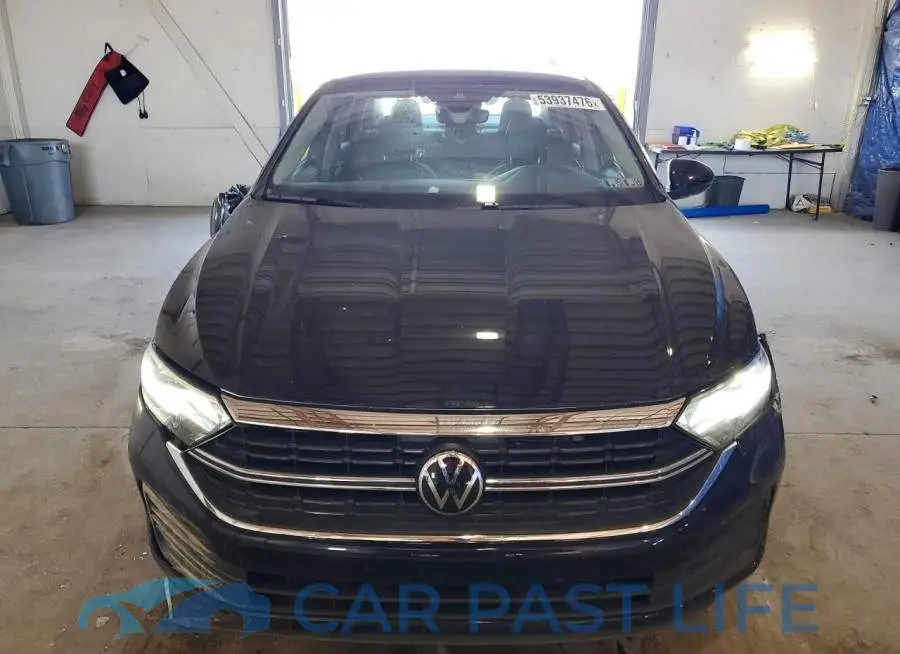 3VW7M7BU6RM095876# 5