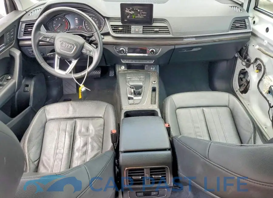 WA1ANAFYXK2103632# 8