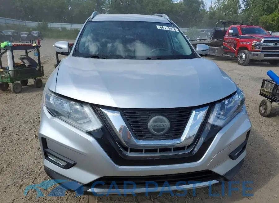 JN8AT2MVXJW319406# 5
