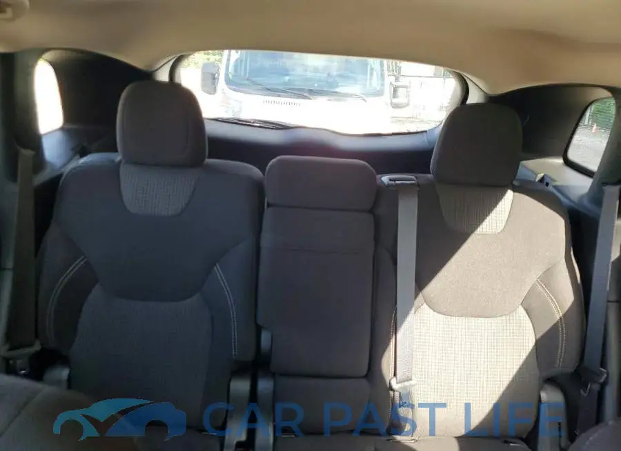 1C4PJLCS5HW643057# 10