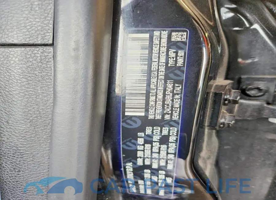 ZACCJBAB6JPH04611# 13