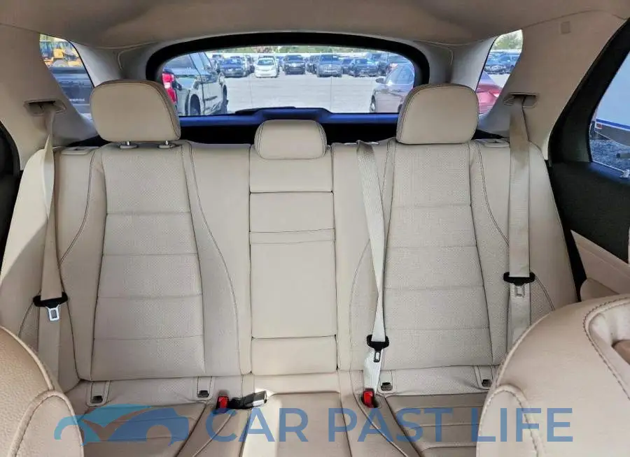 4JGFB4JB4MA527014# 10