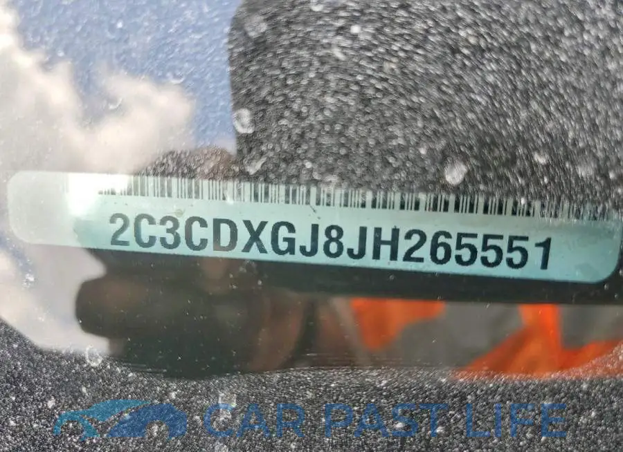 2C3CDXGJ8JH265551# 12