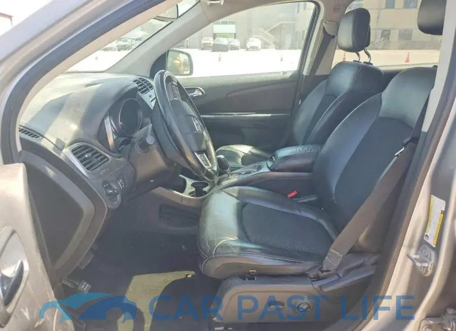 3C4PDCGB9LT212995# 7
