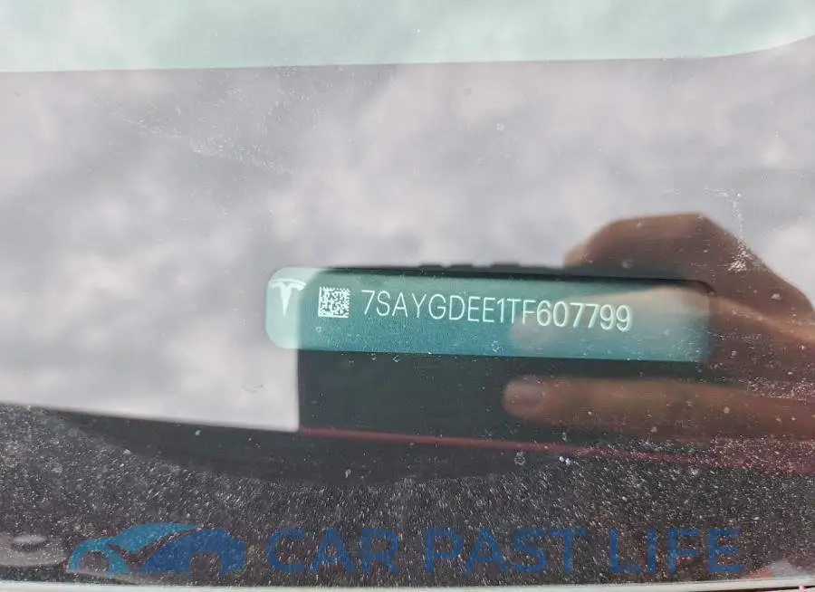 7SAYGDEE1TF607799# 12
