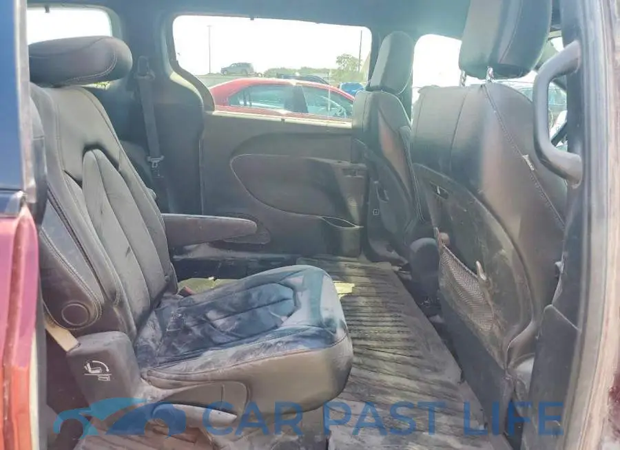 2C4RC1BG2JR236431# 11