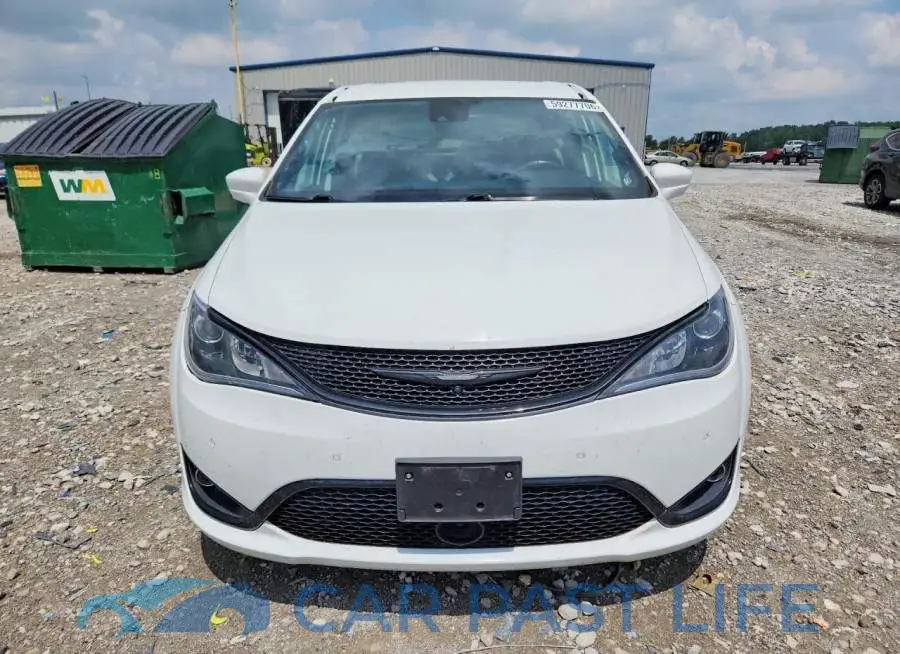 2C4RC1BG3JR317616# 5