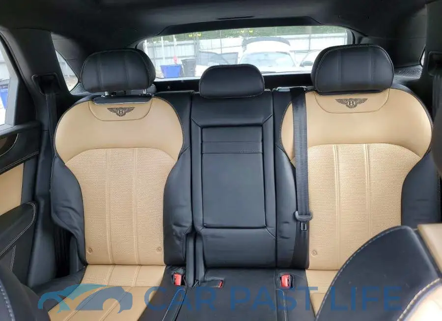 SJAAC2ZV6JC018686# 10