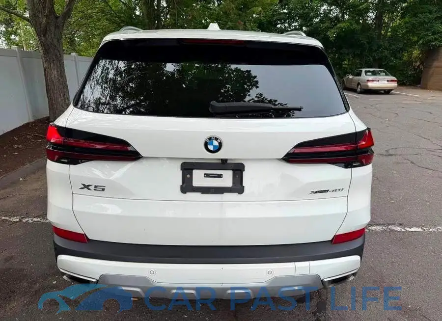 5UX23EU06T9076795# 10