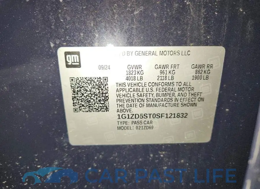 1G1ZD5ST0SF121832# 12
