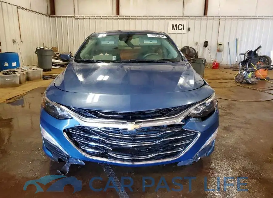 1G1ZD5ST4SF127665# 5