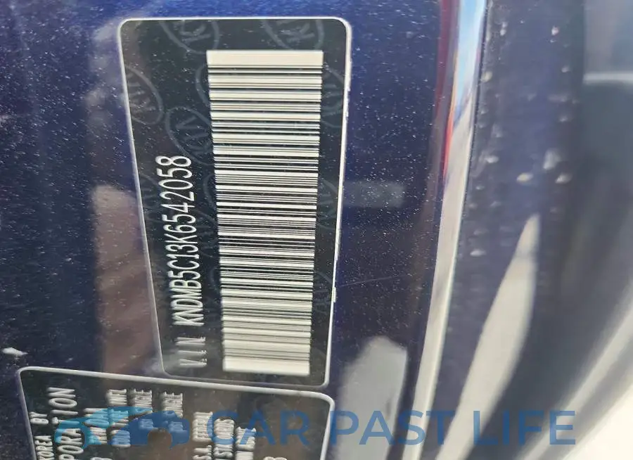 KNDMB5C13K6542058# 13