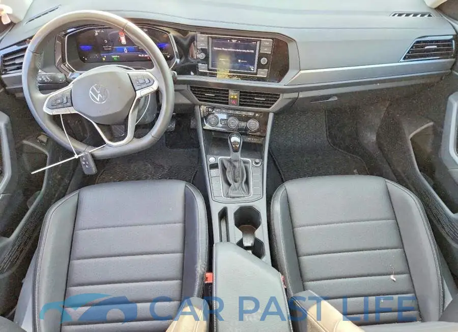 3VW7M7BU3RM018978# 8