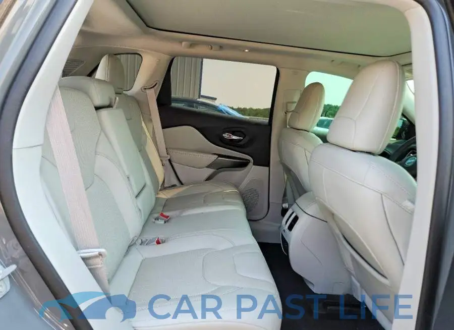 1C4PJMMX6ND520309# 11
