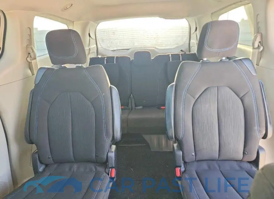 2C4RC1FG7MR556309# 10