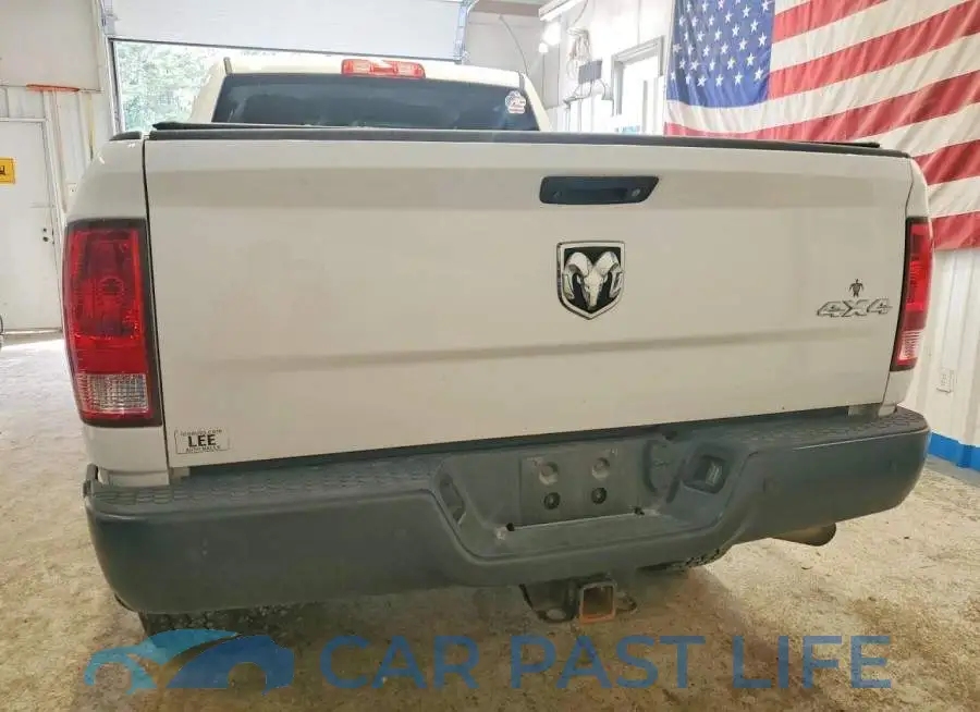 3C6UR5CJ9JG125690# 6