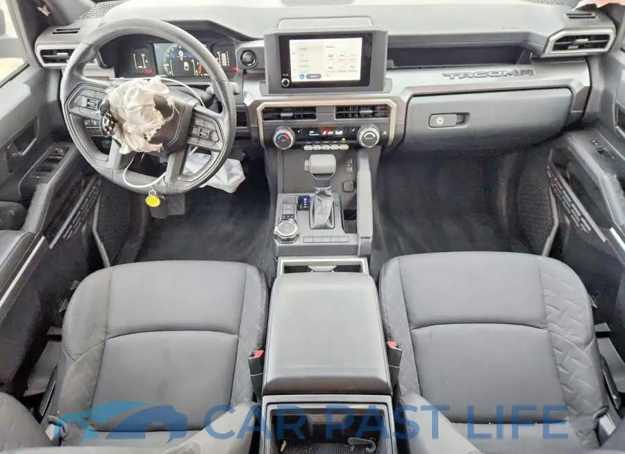 3TYLB5JN8RT042994# 8