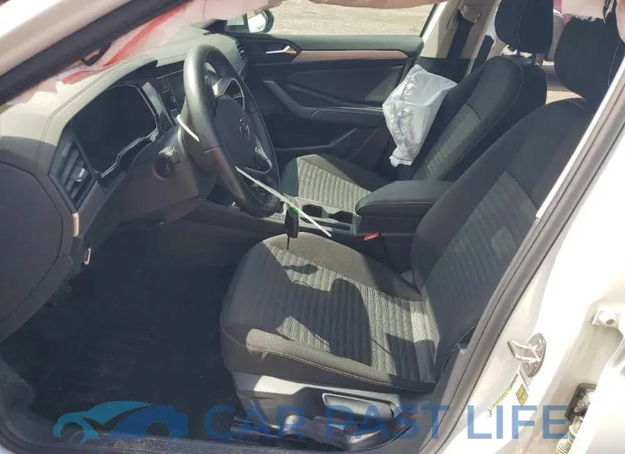 3VW5M7BU0RM058667# 7