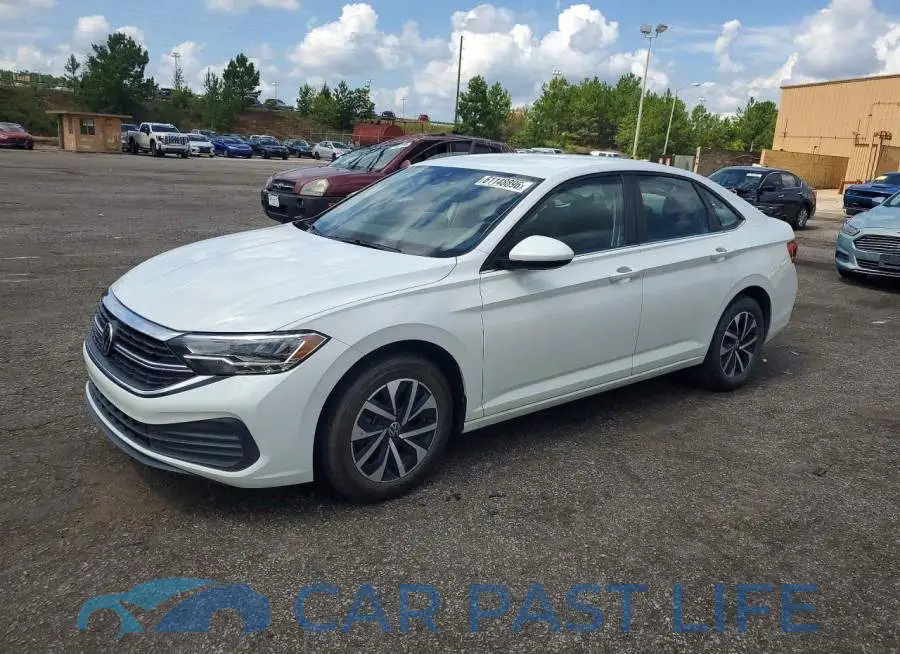 3VW5M7BU0RM058667# 1