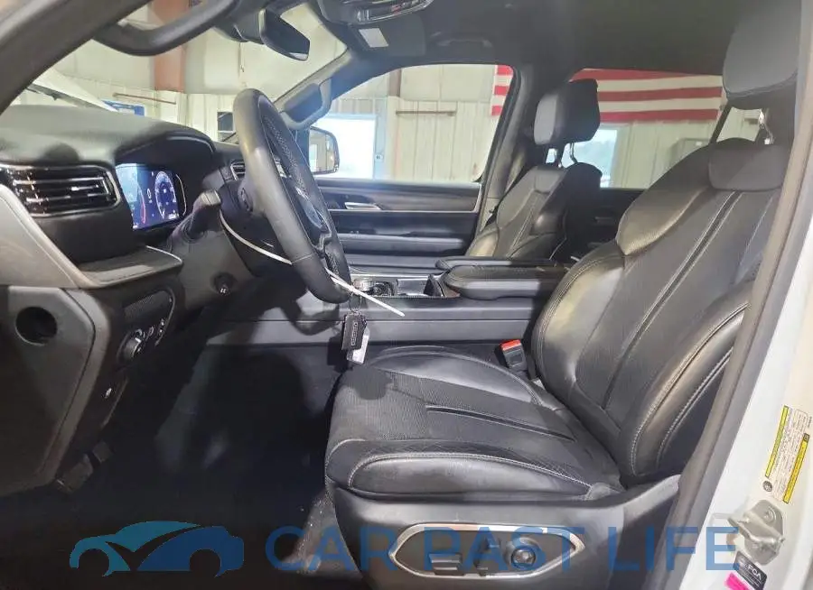 1C4SJRBPXRS165074# 7
