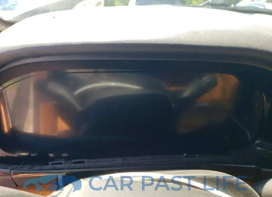 1C4SJVGJ3NS141643# 9