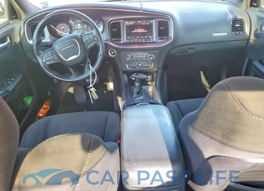 2C3CDXHG2JH197735# 8