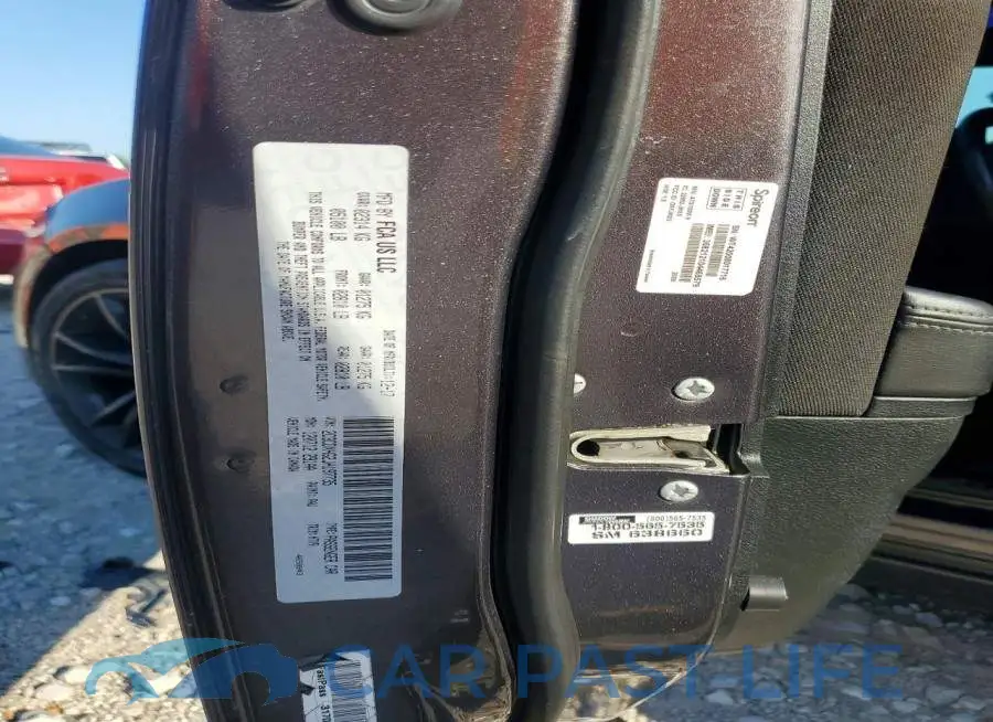 2C3CDXHG2JH197735# 12