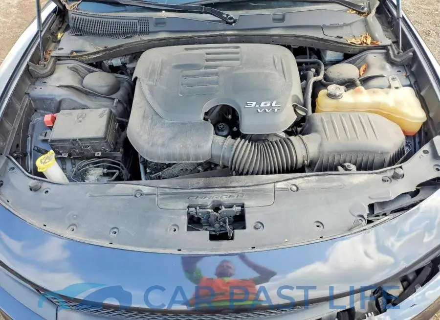 2C3CDXHG3KH650813# 11