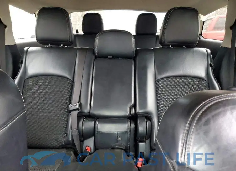 3C4PDCGB4LT272425# 10