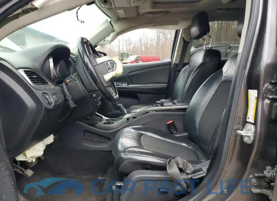 3C4PDCGB4LT272425# 7