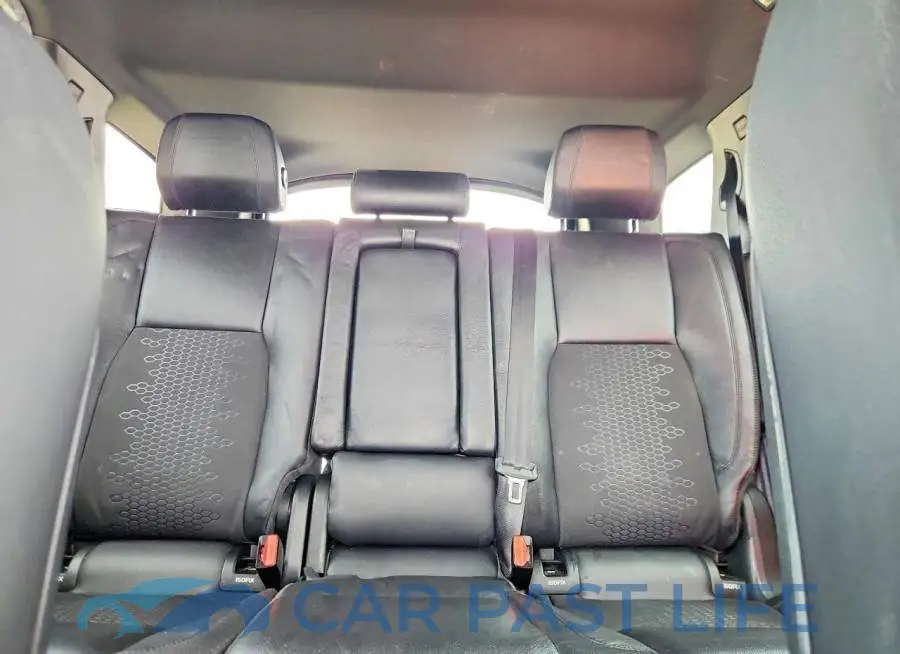 SALCP2BG8HH679746# 10